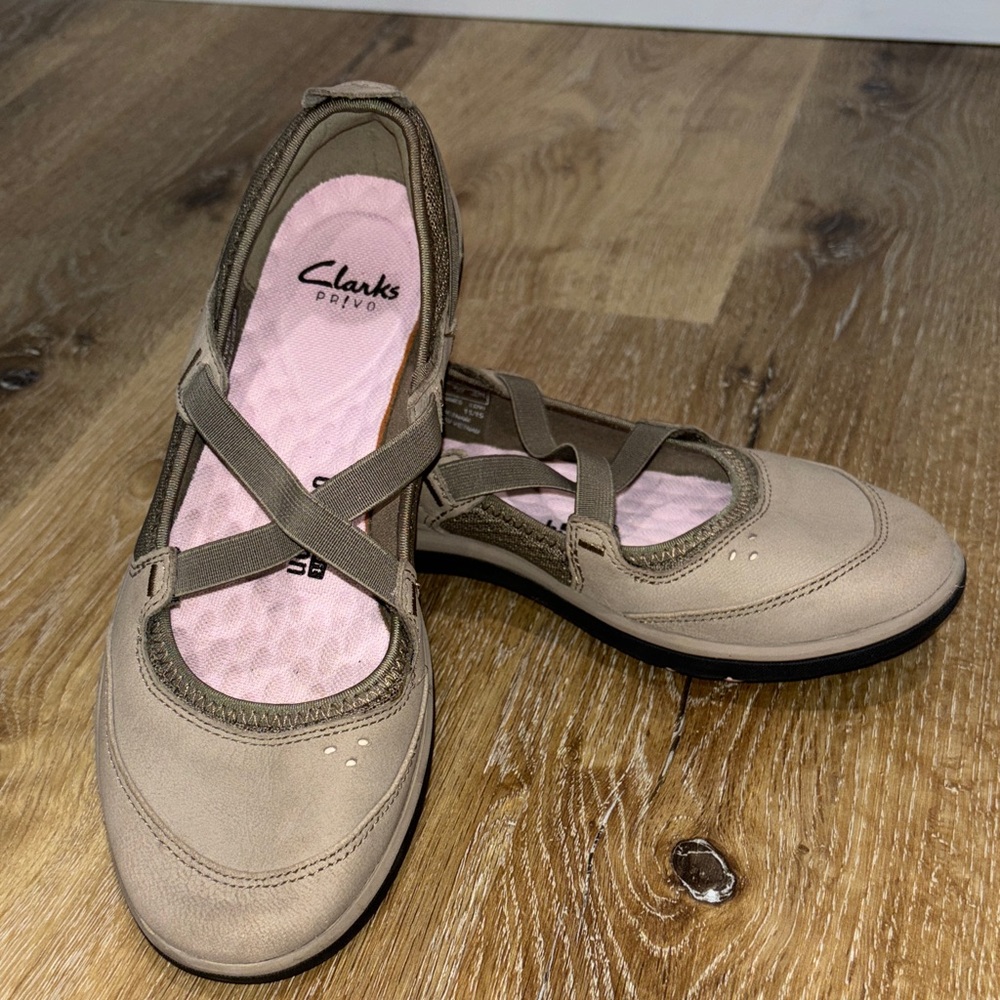 Clarks Taupe Mary Jane Flats with Pink Cushioned Insole